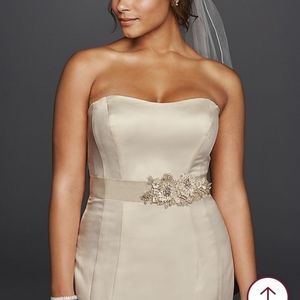 Plus size wedding dress satin gown white 20w NWT